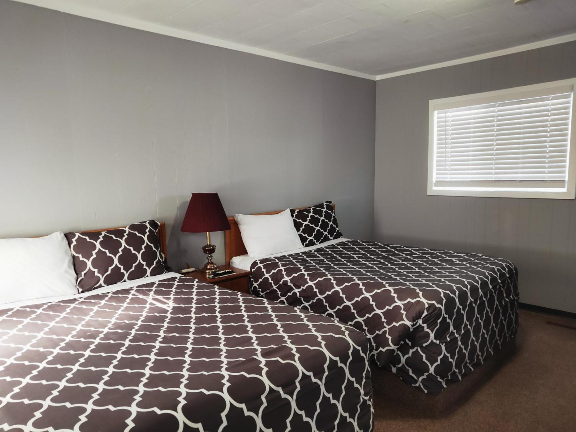 Melsask Motel Melville エクステリア 写真