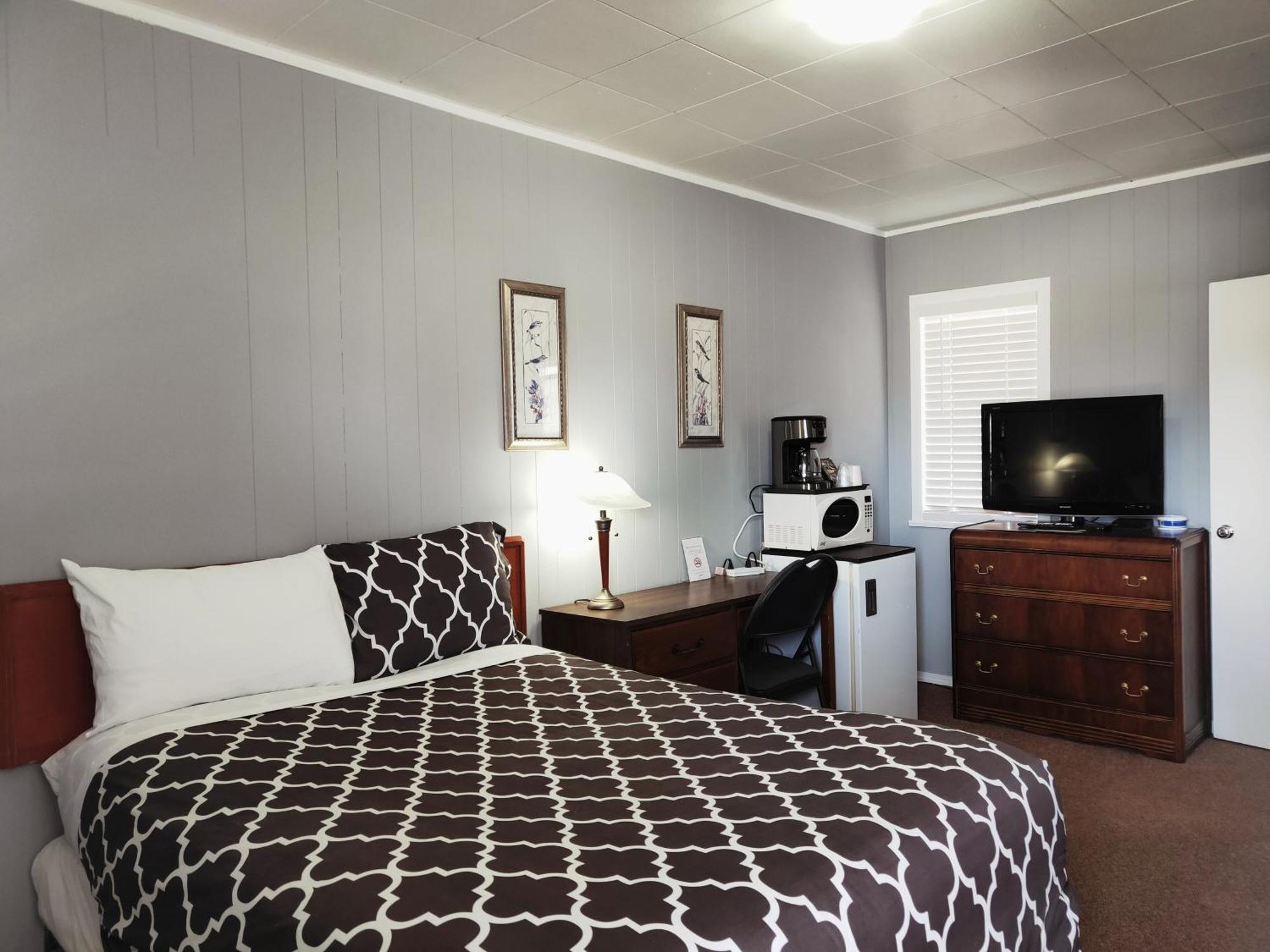 Melsask Motel Melville エクステリア 写真
