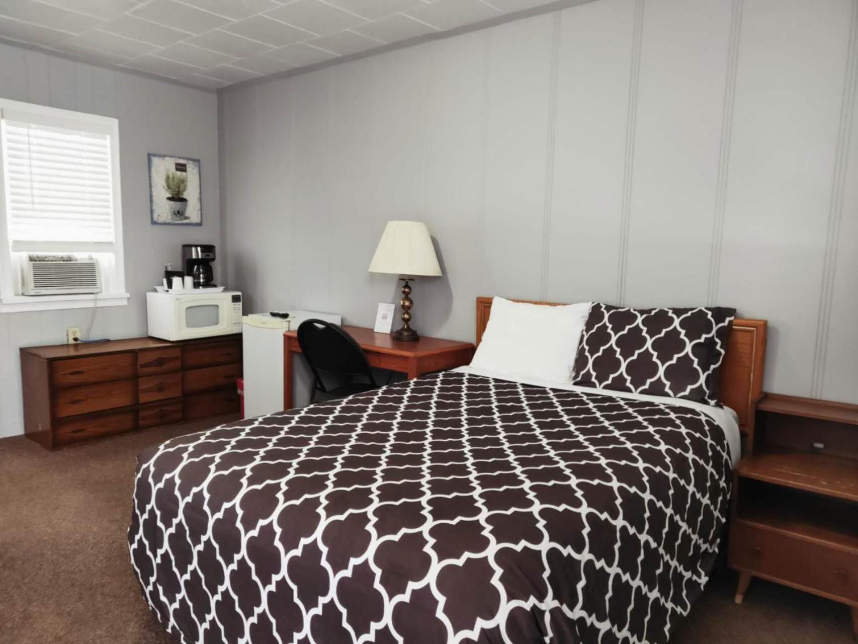 Melsask Motel Melville エクステリア 写真