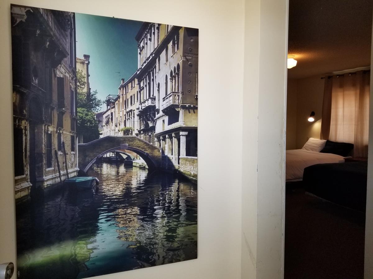 Melsask Motel Melville エクステリア 写真