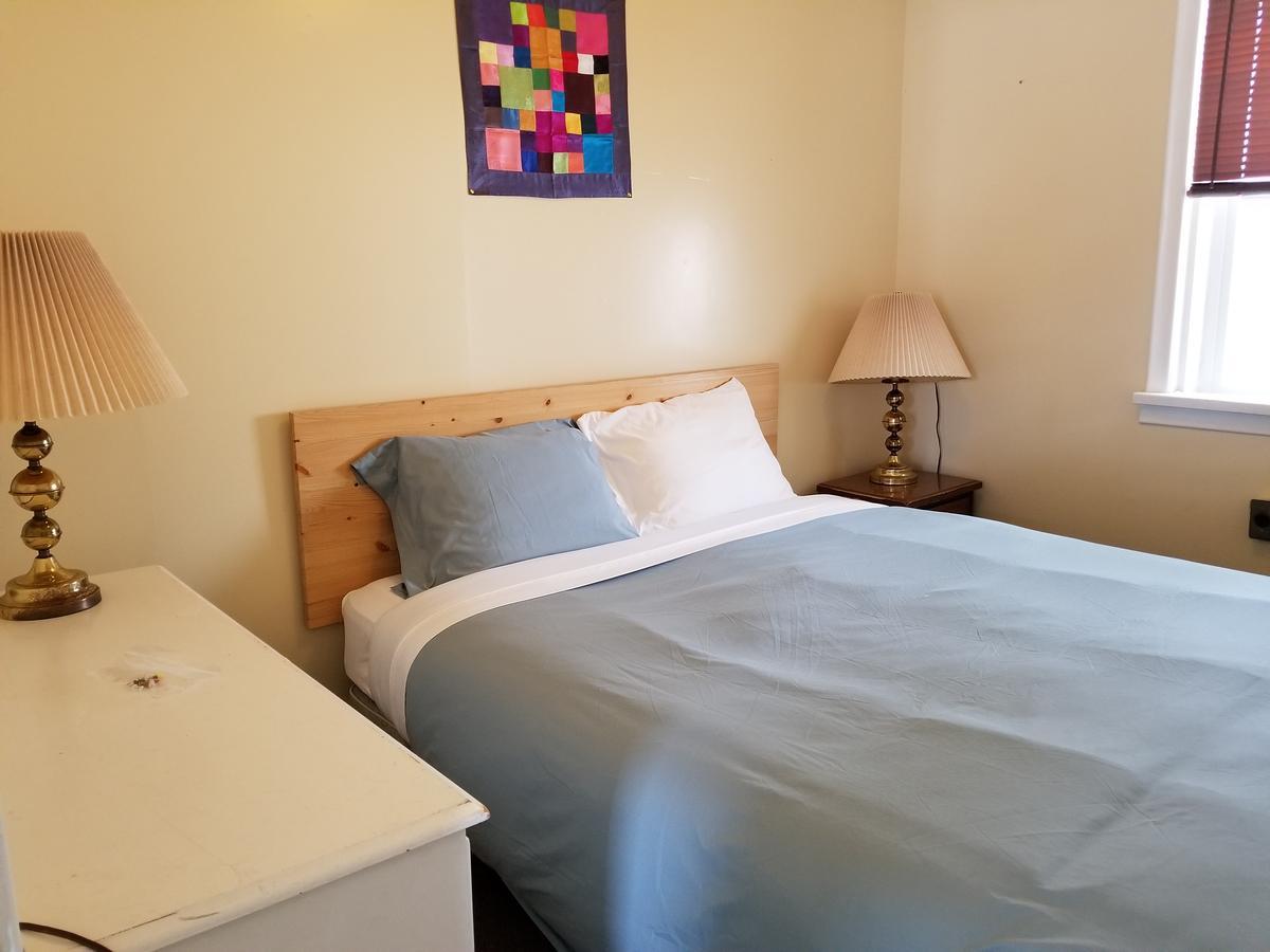 Melsask Motel Melville エクステリア 写真