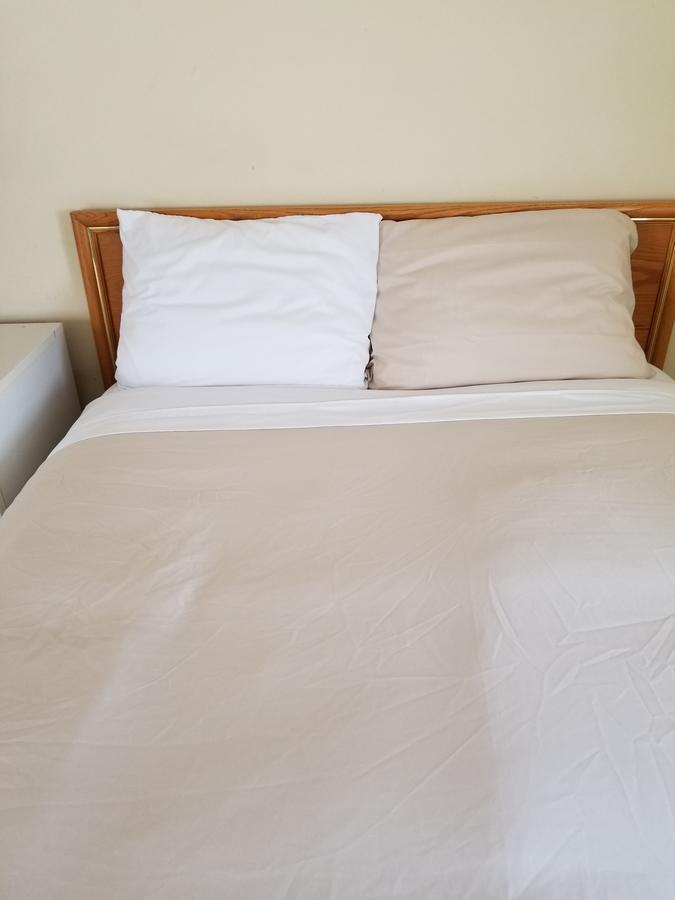 Melsask Motel Melville エクステリア 写真